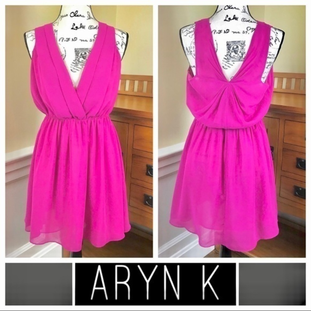 Aryn K. Sheer Chiffon Blouson Dress